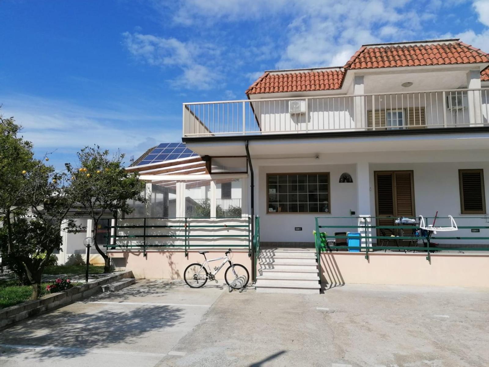 Monolocale Tirreno Studio Seafront Формия Экстерьер фото